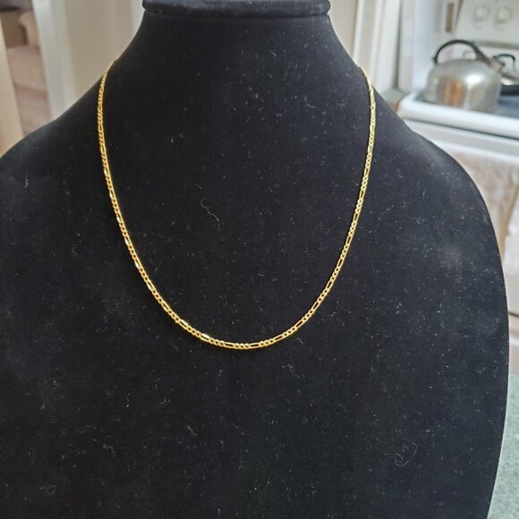 Italian 10K Solid Gold Figaro Chain Necklace